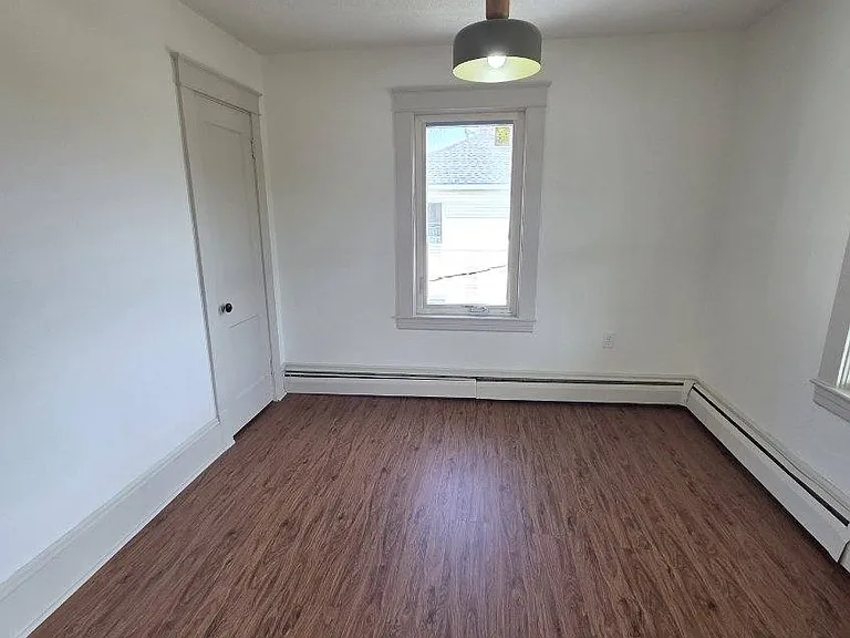22 Railroad Ave #4 — Photo 9