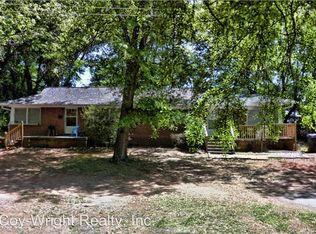 204 Pine Ln, Anderson, SC 29621