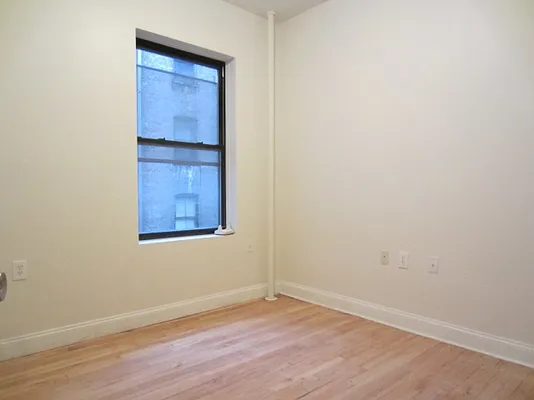 Rented by Bohemia Realty Group | media 14