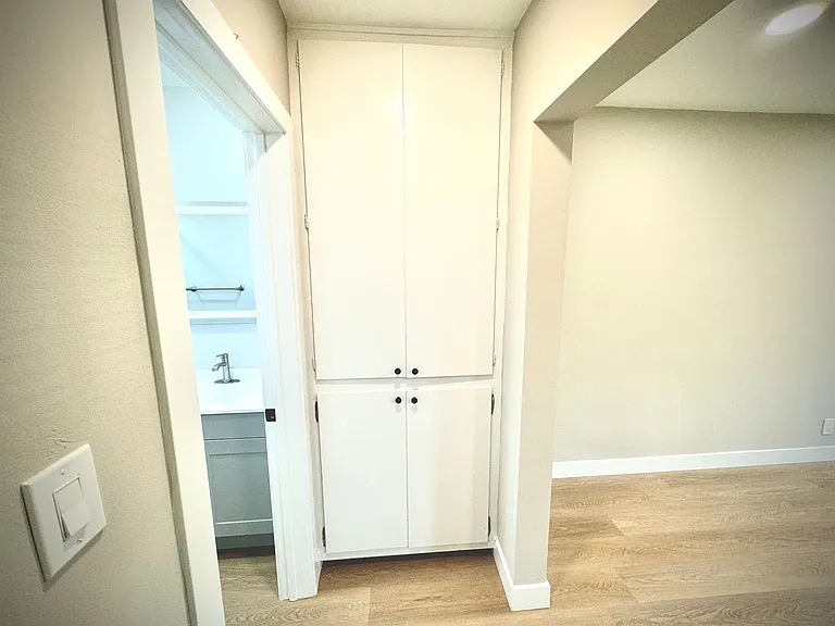 321 N Macneil St — Photo 18