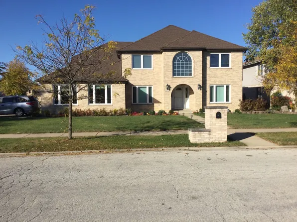 14880 Harbor Dr, Oak Forest, IL 60452