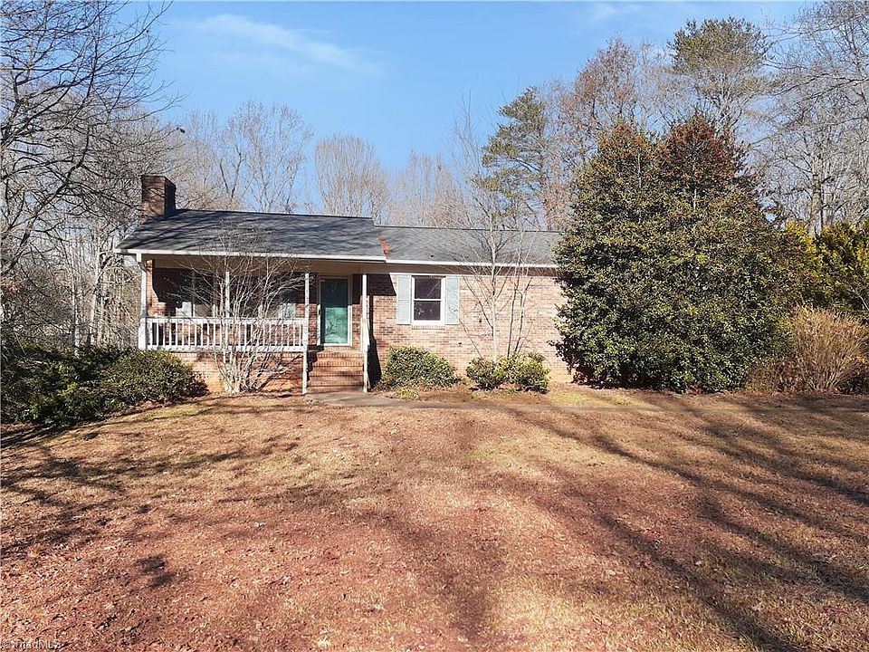 1st image of 4605 Oak Park Dr