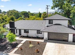 190 E Gainsborough Rd, Thousand Oaks, CA 91360