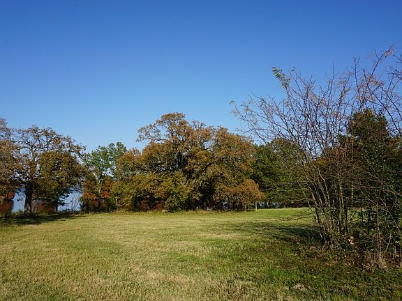 5th image of 221 Wildlife Way