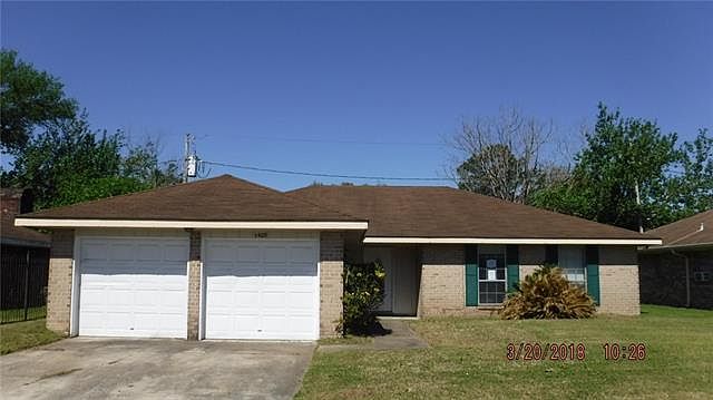 1st image of 1405 Cambridge Dr