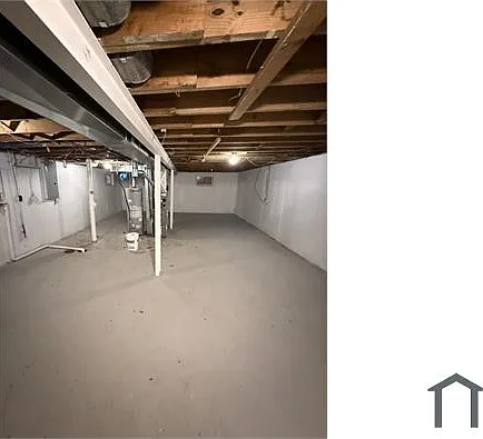 10501 Duke Dr — Photo 8