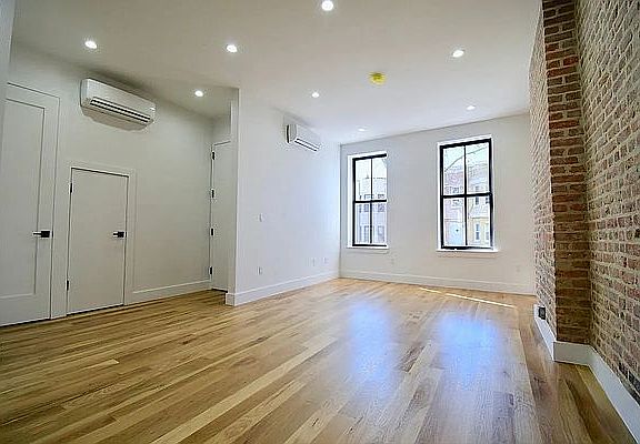 2nd image of 1072 Nostrand Ave #1
