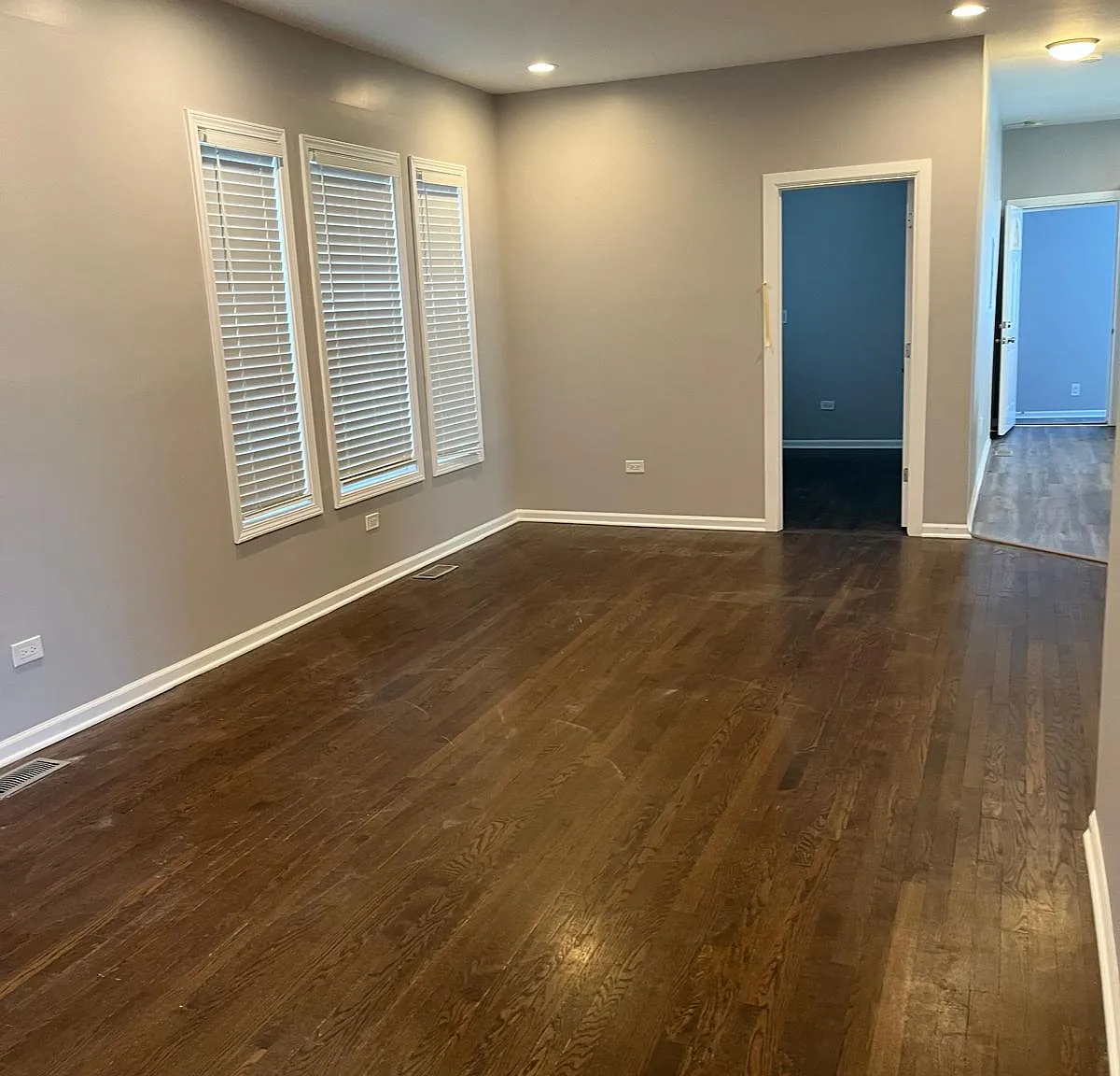 3 bed, $1,695 — Photo 1