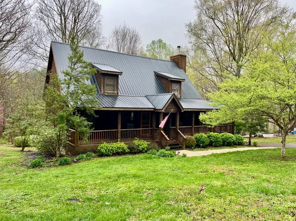 130 The Village Dr, Nancy, KY 42544