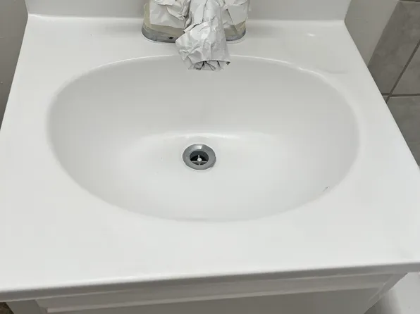 16131 Cornuta Ave APT 10, Bellflower, CA 90706