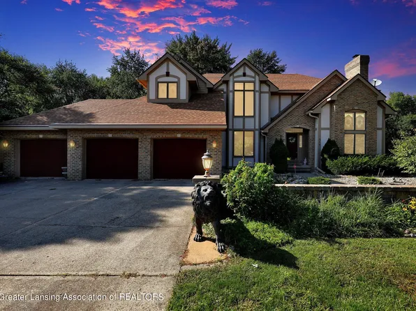 310 W Spring Meadows Ln, Dewitt, MI 48820