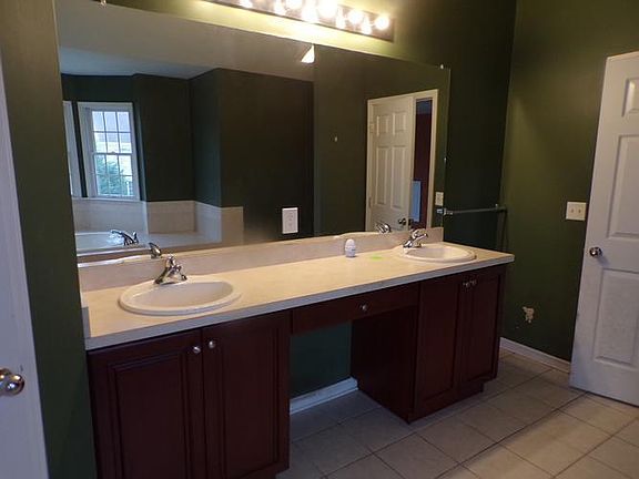 Master Bath Angle 2