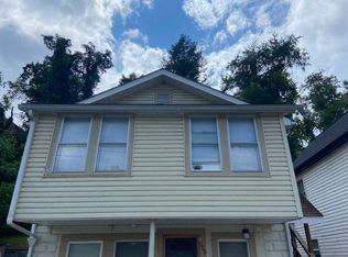 109 Tower Ln, Westover, WV 26501