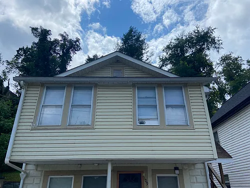 109 Tower Ln Photo 1
