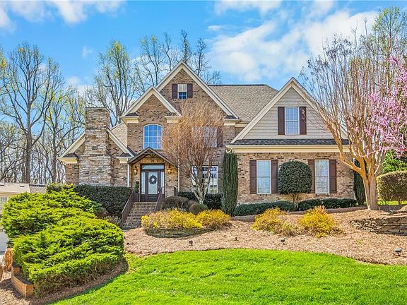 3rd image of 7435 Trotters Run