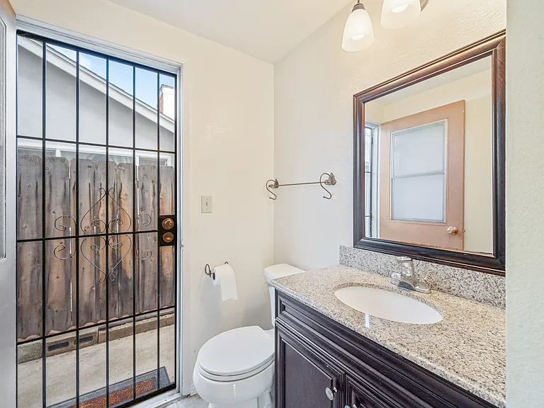 8936 Libra Dr — Photo 22