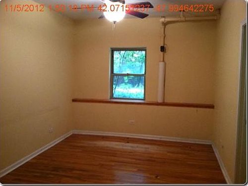 2nd image of 4128 N Kedvale Ave #5