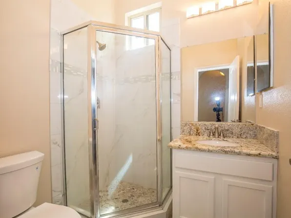 8759 Gessnger Dr, Elk Grove, CA 95624