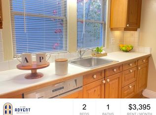 669 Cleveland St, Oakland, CA 94606