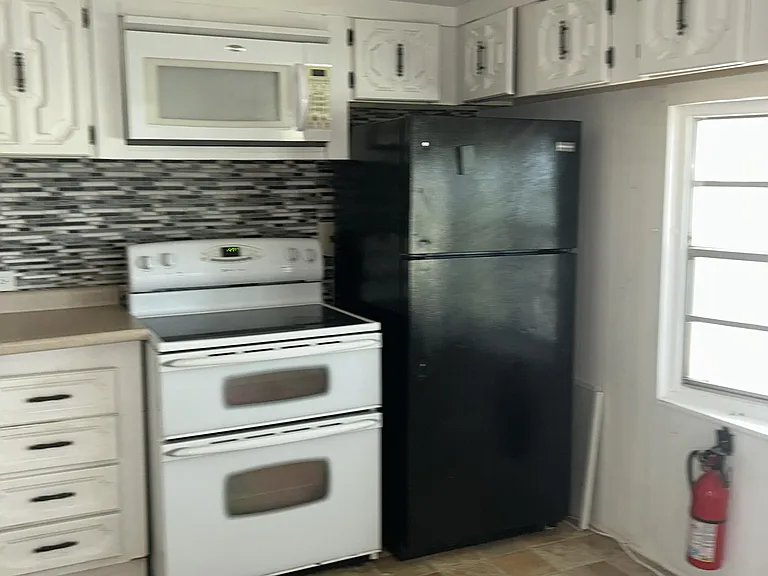 138 Lynn Creek Dr — Photo 7