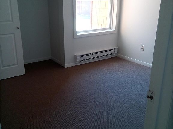 2nd image of 21246 Oxford St APT 6
