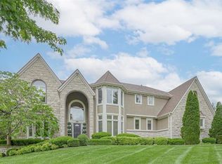14102 Manor Dr, Leawood, KS 66224