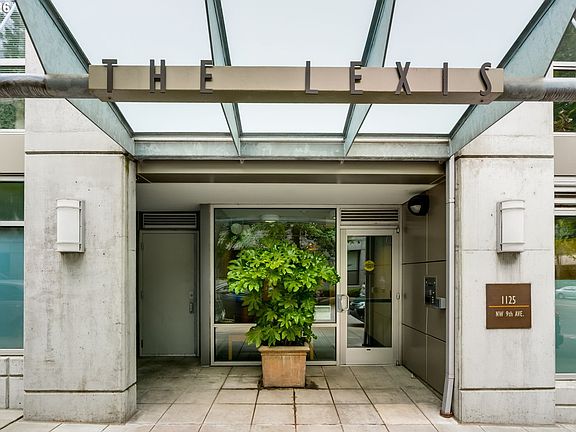 2nd image of 1125 NW 9th Ave APT 430
