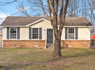 108 E St, Clarksville, TN 37042