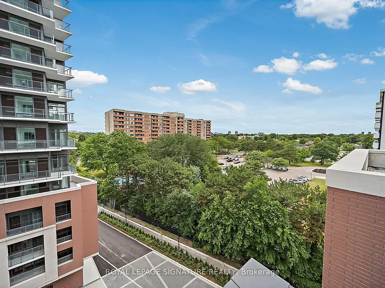 4010 Eglinton Ave W #711 — Photo 18