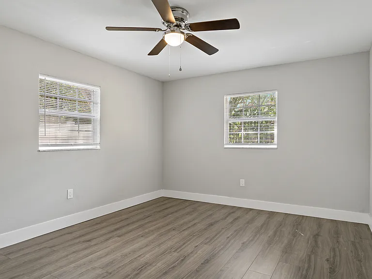 3810 S Randall St #B — Photo 17