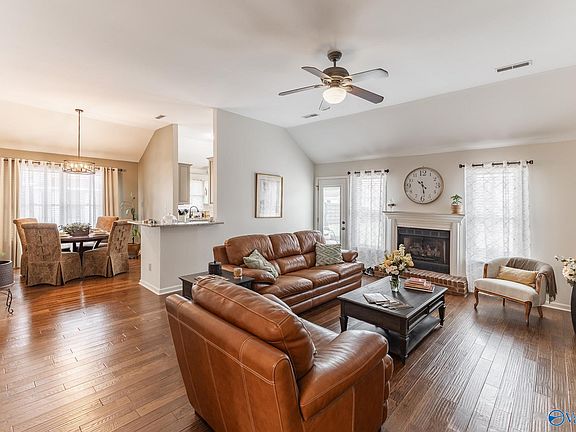 5th image of 127 Park Meadow Dr