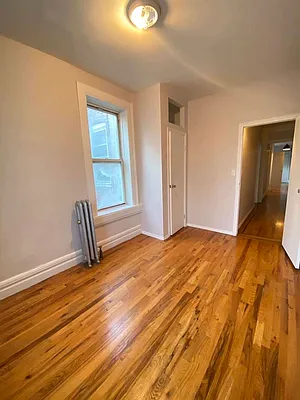 Rented by The Brokerage Group LLC | media 29