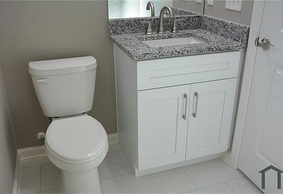 5th image of 3301 Lila St