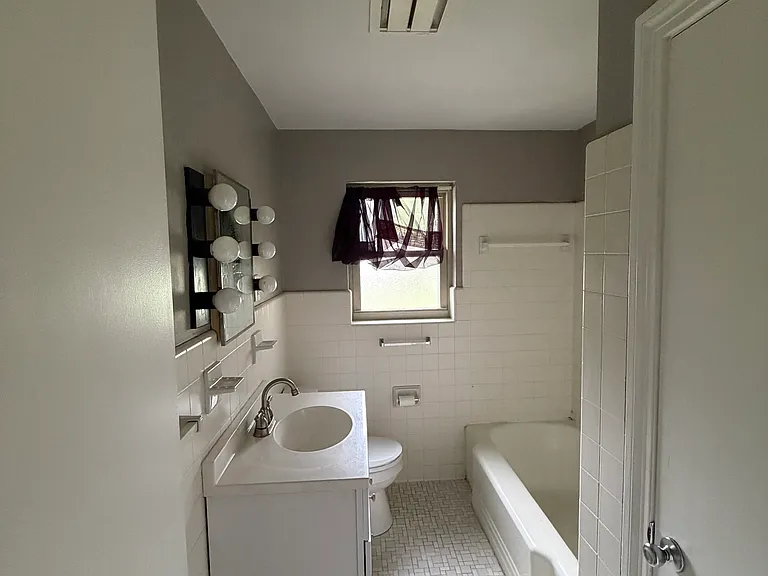 1828 Upper Hunters Trce — Photo 8