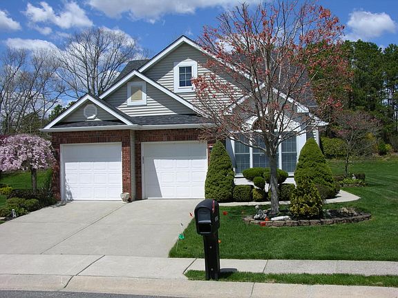 2nd image of 2342 N Chanticleer Ct