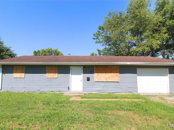 1605 Parklane Dr, Cahokia, IL 62206