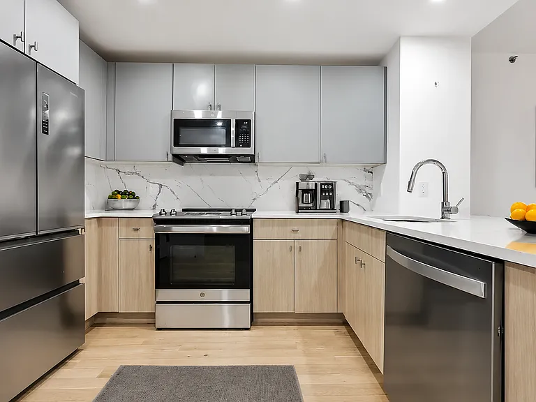 3506 Glenwood Rd #5B — Photo 1