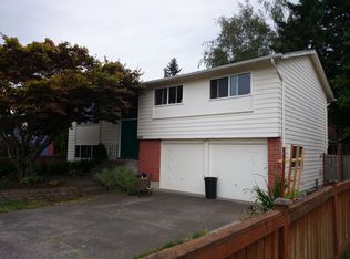 8839 31st Ave SW, Seattle, WA 98126