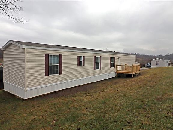 2nd image of 226 Treasure Ln