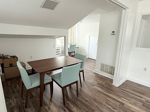 4th image of 2606 Octavia St APT A