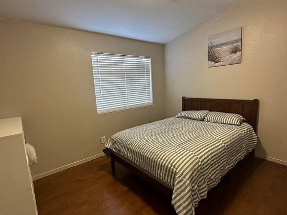 5th image of 2501 Charleville Ave Unit 101