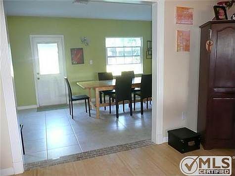 5th image of 2462 SE Marseille St