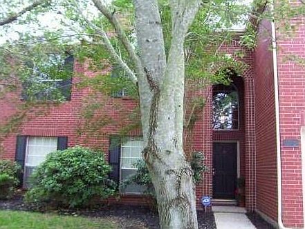 1st image of 3410 Wellington Dr
