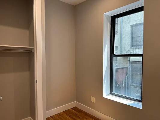 Rented by Premier One Realty LLC | media 4