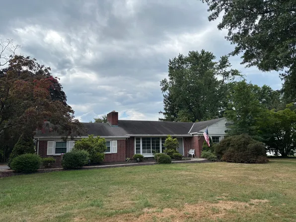 1800 Eastfield Rd, Harrisburg, PA 17112