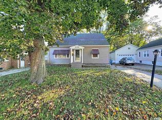 2130 10th St, East Moline, IL 61244