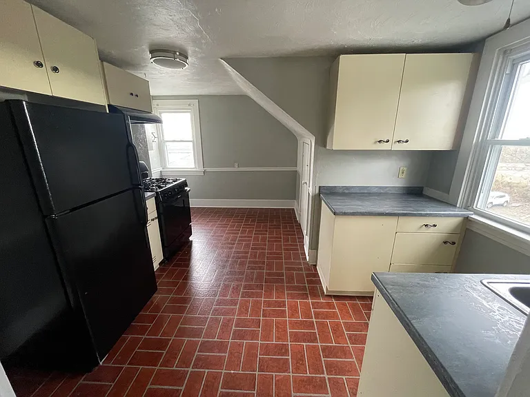 967 Perry Hwy #2 — Photo 4