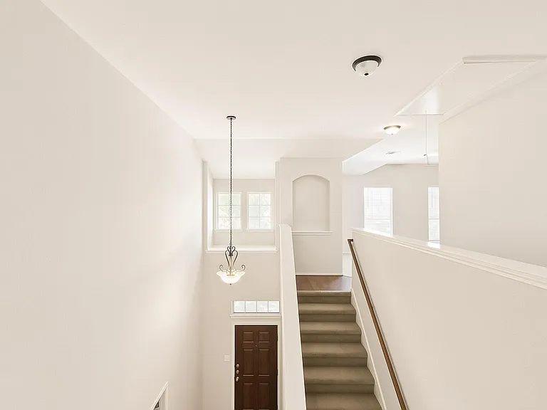 1132 Alexandria Way — Photo 26