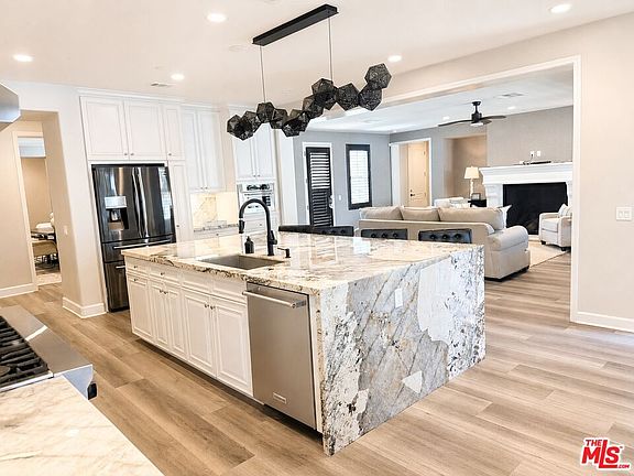4th image of 248 Snapdragon Ln