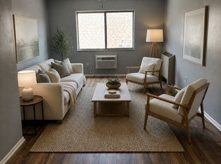 15010 Madison Ave APT 306, Lakewood, OH 44107